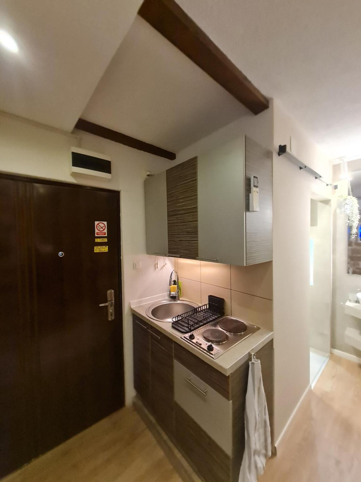 Rooms & Studio Apartments شيبينيك الغرفة الصورة