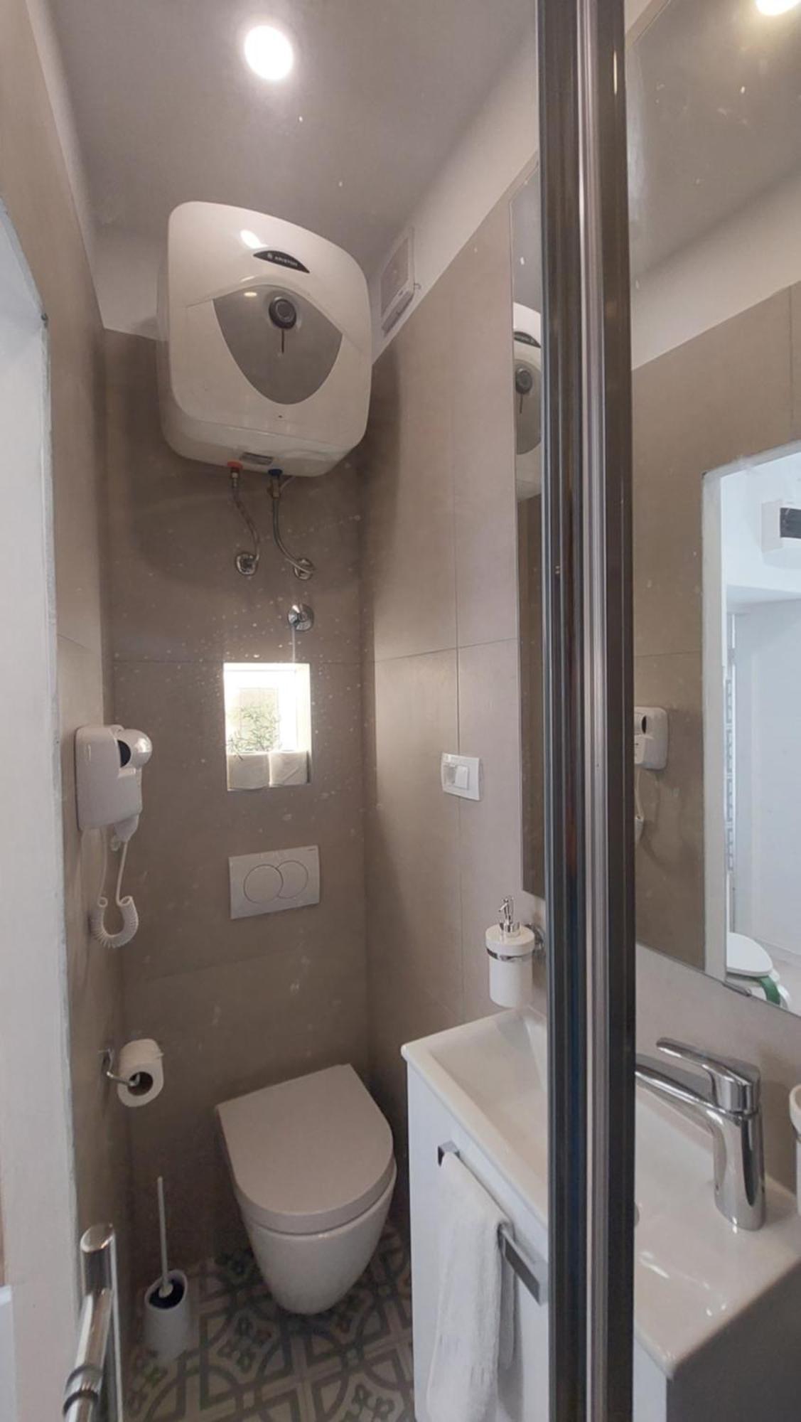 Rooms & Studio Apartments شيبينيك الغرفة الصورة