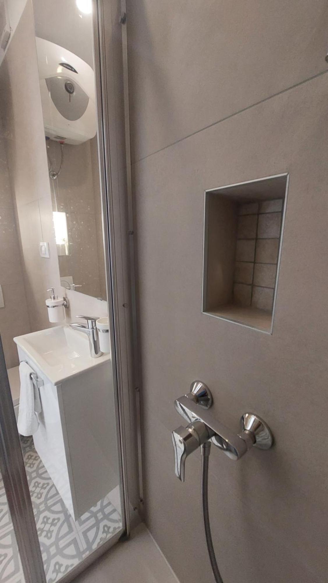 Rooms & Studio Apartments شيبينيك الغرفة الصورة